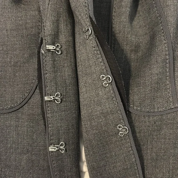 White House Black Market gray blazer - Picture 5 of 10